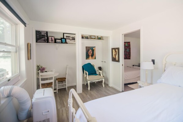 House | 2 bedrooms - The Flat a Wanderlust Abodes Property (Central Lake)