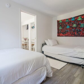 House | 2 bedrooms - The Flat a Wanderlust Abodes Property (Central Lake)