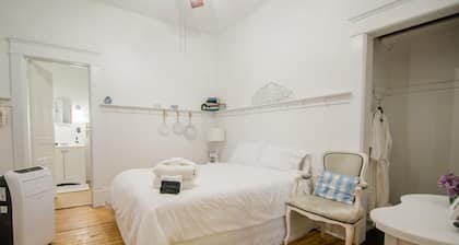 Mayson Room BW Boutique Hotel