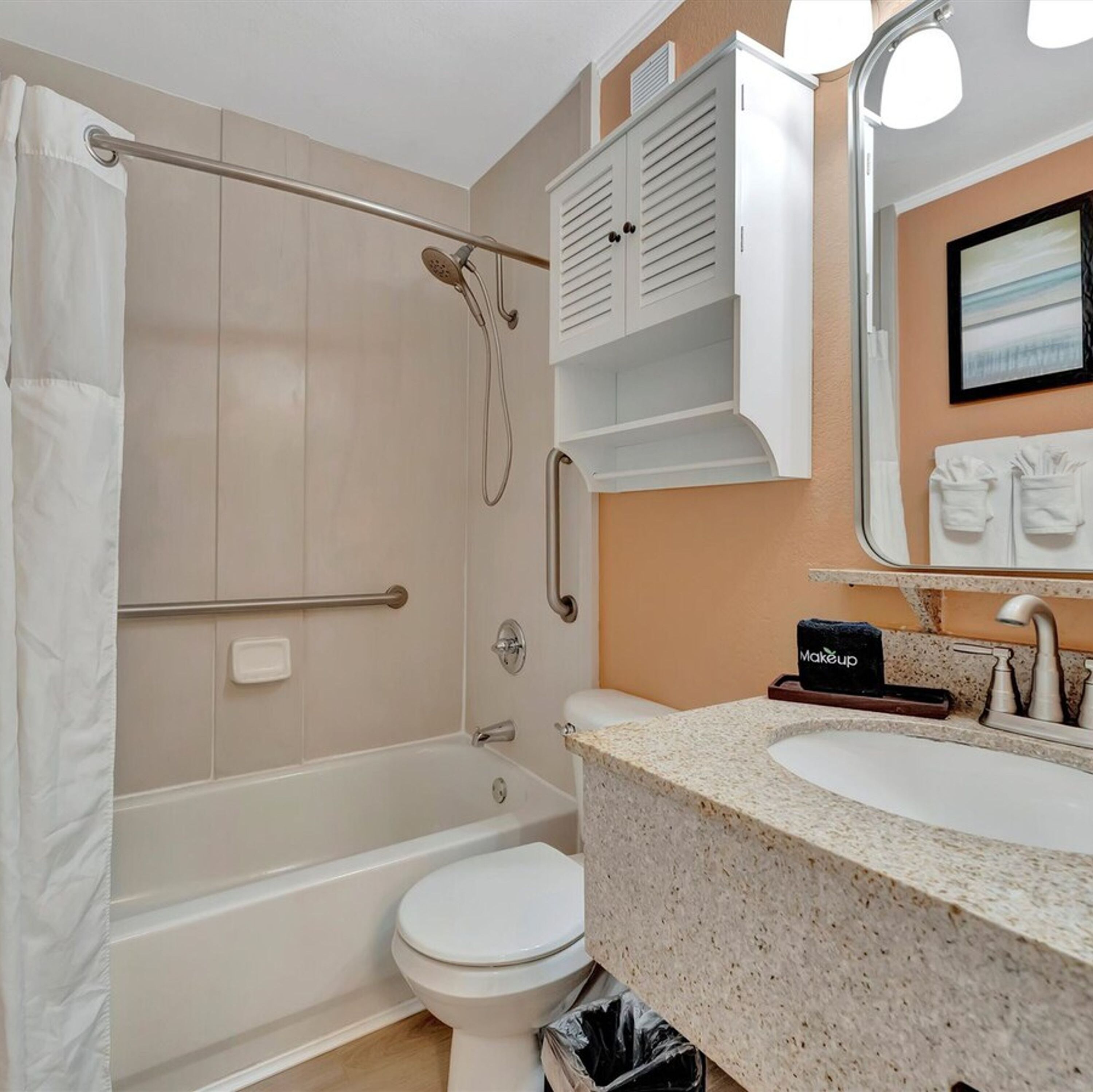 Apartment | Bathroom