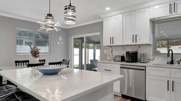 獨棟房屋 | 4 間臥室、書桌、網路服務