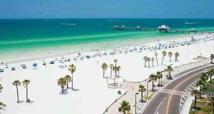 The Boho Waterview w Balcony BBQ Heated Pool