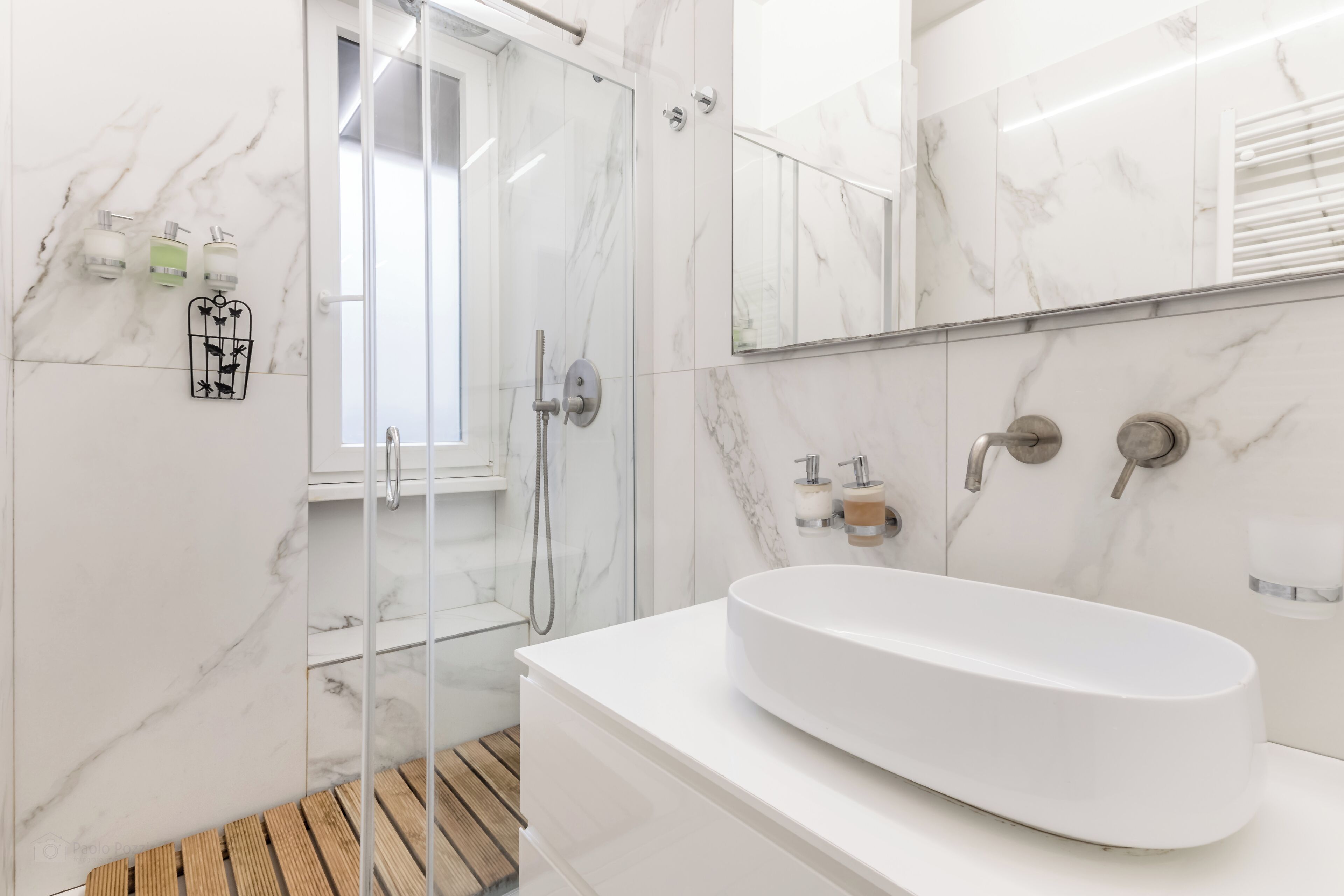Kostenlose Toilettenartikel, Hausschuhe