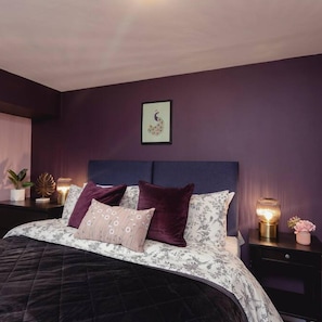 Apartment | 2 bedrooms, Internet - Short Walk to I360 and Beach 5 Condo With Patio (Brighton)