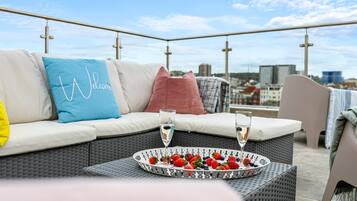 Apartment, Accessible | 2 bedrooms, Internet