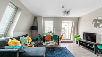 Apartment, Accessible | 2 bedrooms, Internet