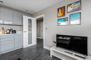 Apartment | 2 bedrooms, Internet