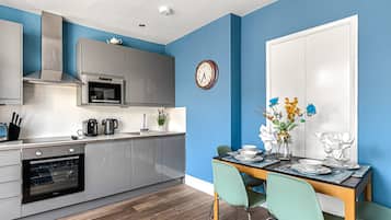 Apartment | 2 bedrooms, desk, soundproofing, iron/ironing board