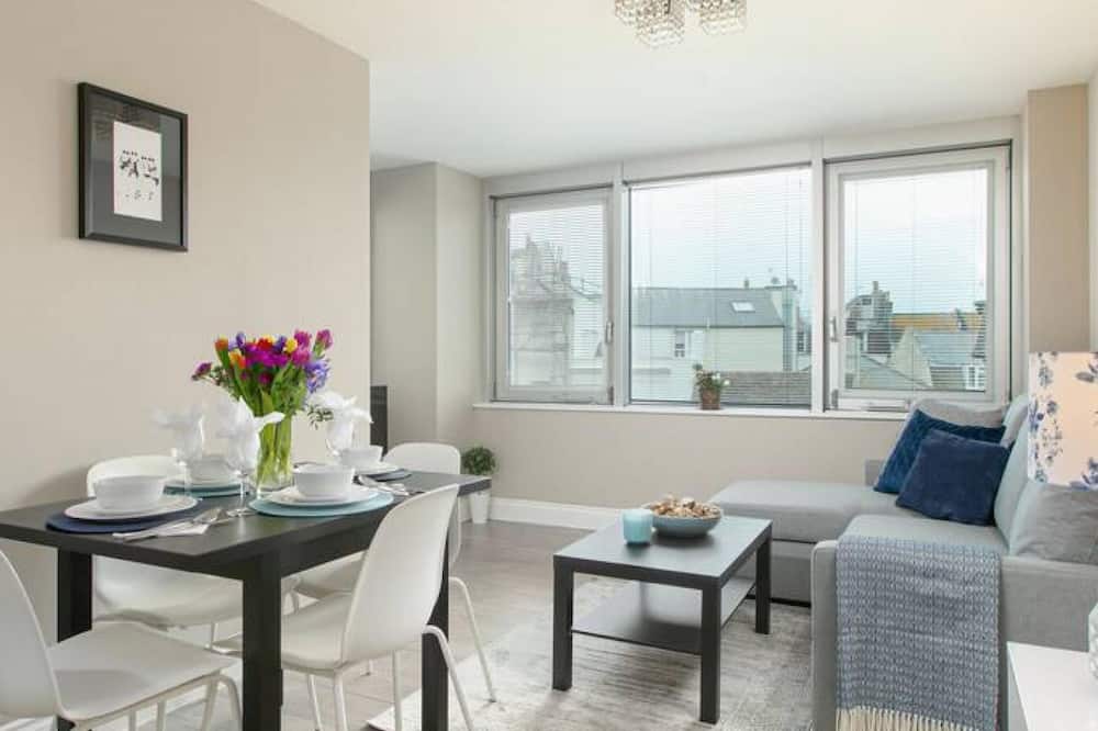 Spacious Perfect Location Moments Away From Pier - Rottingdean