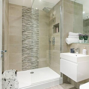 1 habitación y acceso a internet 