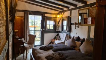 In-room safe, desk, laptop workspace, blackout drapes