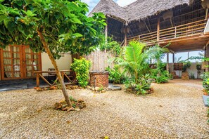 Lobby - La Fotana Restaurant And Bungalows (Kendwa)