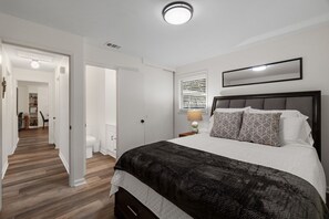 4 Schlafzimmer, Bügeleisen/Bügelbrett, kostenloses WLAN, Bettwäsche