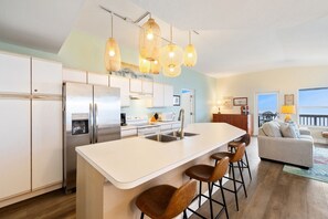 Fridge, microwave, oven, stovetop - Huge Gulf front condo w/ water access and panoramic views (Cedar Key)