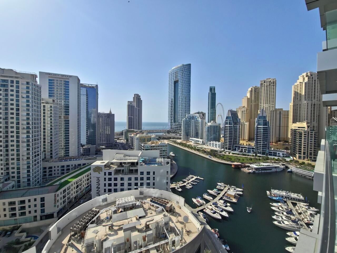 Familieleilighet, 1 kingsize-seng med sovesofa, utsikt mot marina | Terrasse/patio