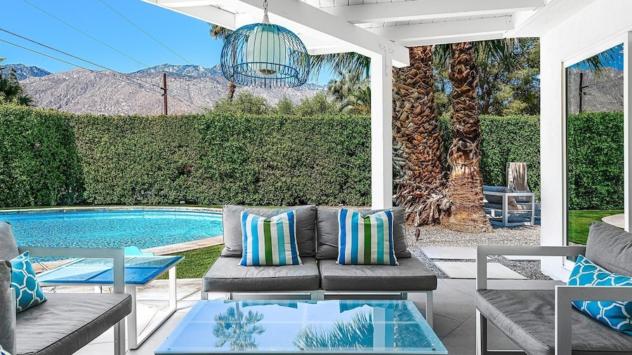 The Colony Hideaway - Pool Wifi Spa Private