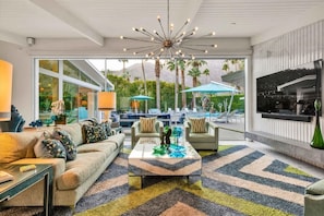 Villa | 4 bedrooms, Internet - The View at Old Las Palmas (Palm Springs)