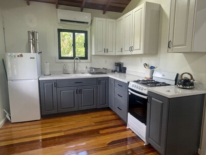 Full Belizean Cabin

