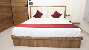 Standard Room | Free WiFi, bed sheets - Hotel MB Grand (Jaipur)