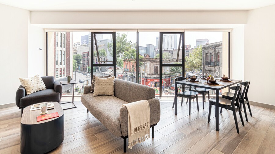 Kukun Reforma Downtown