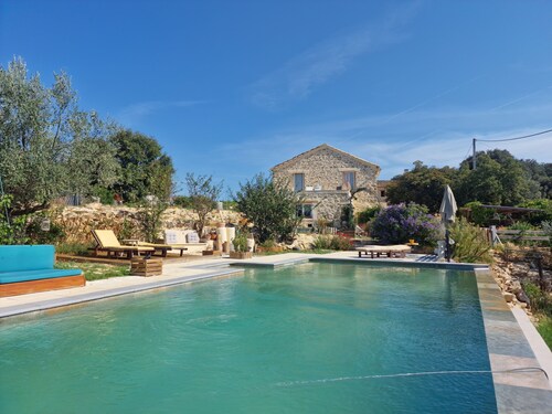 Maison,jardin,piscine, en Pleine Nature Pour 4 Pers, Tout Confort