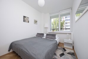 Apartamento, 1 quarto, sacada | Wi-Fi de cortesia, roupa de cama