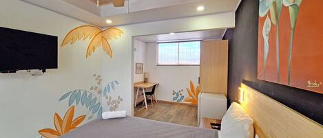 In-room safe, desk, laptop workspace, free WiFi