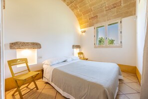 1 bedroom, travel cot, free WiFi, bed sheets - Appartamento Cappero - Torre Vado (Torre vado)