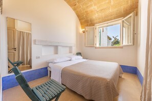 1 bedroom, travel crib, free WiFi, bed sheets