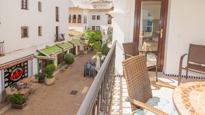 Outdoor dining - Marina La Cigala 14.2.2 (Manilva)