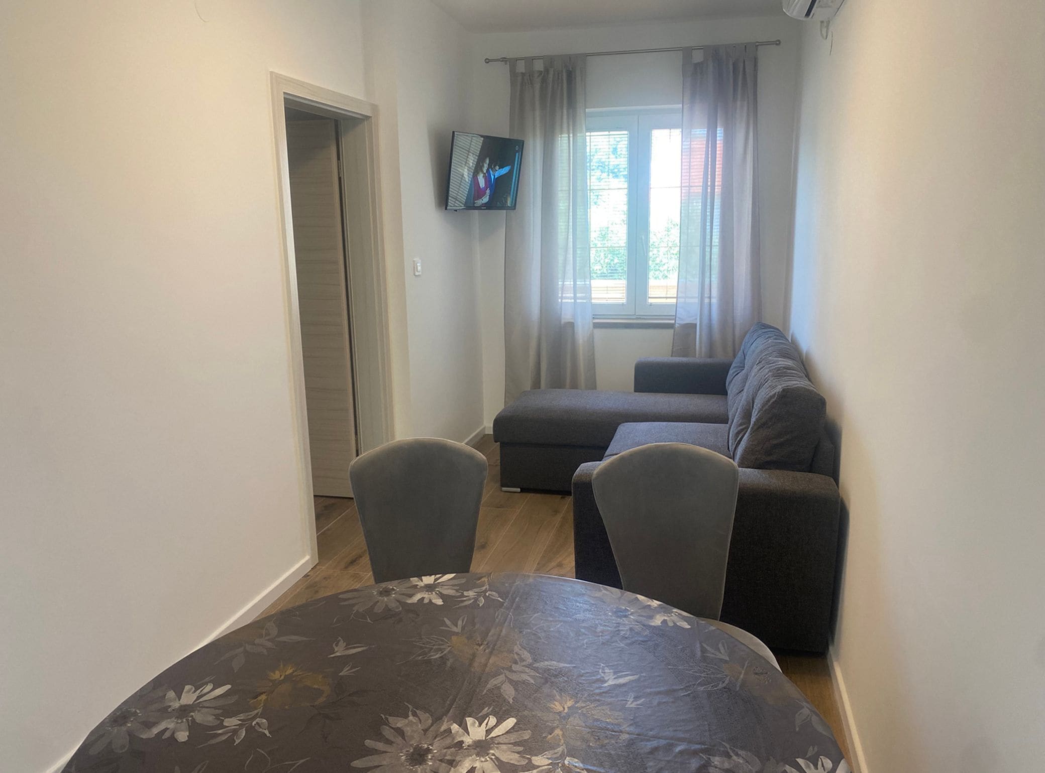 Apartment (Apartments Danijela & Vlado - Two Bed) | Dining room