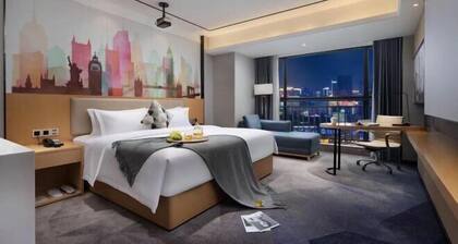 Yunfu Jinyu Hotel (Yunfu Bus Station Yihua International Plaza)