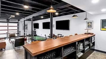 Bar (en la propiedad)
