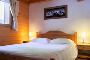 3 bedrooms, WiFi - Duplex apartment valley view 4 Bdrm, 3 bed covered parking center of La Rosière (La Rosière)