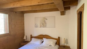 3 bedrooms, WiFi - Duplex apartment valley view 4 Bdrm, 3 bed covered parking center of La Rosière (La Rosière)