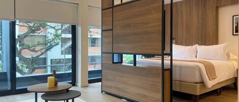 Apartment (202) | Iron/ironing board, free WiFi, bed sheets