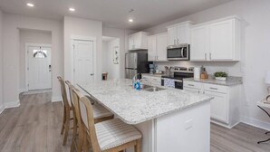 Coffee/tea maker, fridge, microwave, oven - Serenity Sky · Luxury NEW Home w/GAME ROOM- Minutes to BEACH! (Perdido Key)