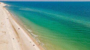 Beach nearby - Serenity Sky · Luxury NEW Home w/GAME ROOM- Minutes to BEACH! (Perdido Key)