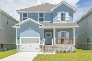 Exterior - Brand New Beach House w/Game Room- Walk to Beach! (Perdido Key)