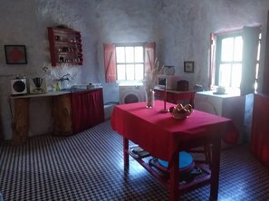 Lobby - Salto Do Lobo (Covilhã)