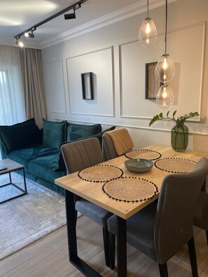 Dining - Apartamenty na Wydmach BR (Międzywodzie)