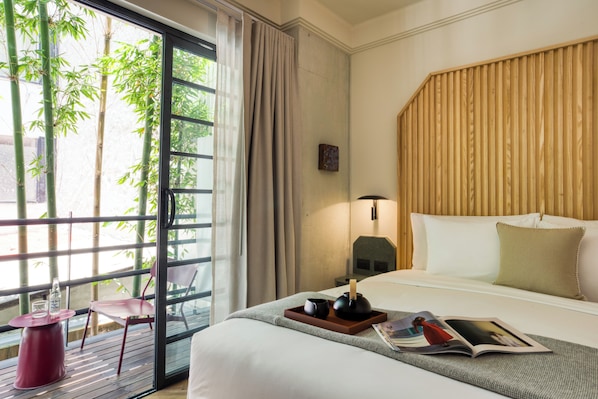 Junior Room | 1 bedroom, Egyptian cotton sheets, premium bedding, minibar