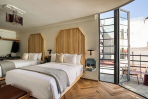 Double Room | Egyptian cotton sheets, premium bedding, minibar, in-room safe - Rodona Hotel (Mexico City)