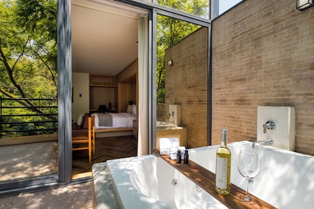 Quarto real | Sacada. Rodona Hotel