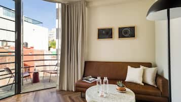 Double Room | 1 bedroom, Egyptian cotton sheets, premium bedding, minibar