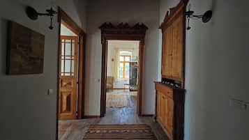 1 bedroom, iron/ironing board, free WiFi