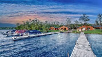 Dock