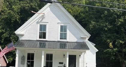 BRAND NEW 8 Bedroom House/On Shuttle Route/Walk to Downtown /Minutes to Okemo