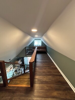 Interior - Charming cottage with AC, Pet-friendly, 4 guests, 3 miles from West Point Lake
 (Five Points)