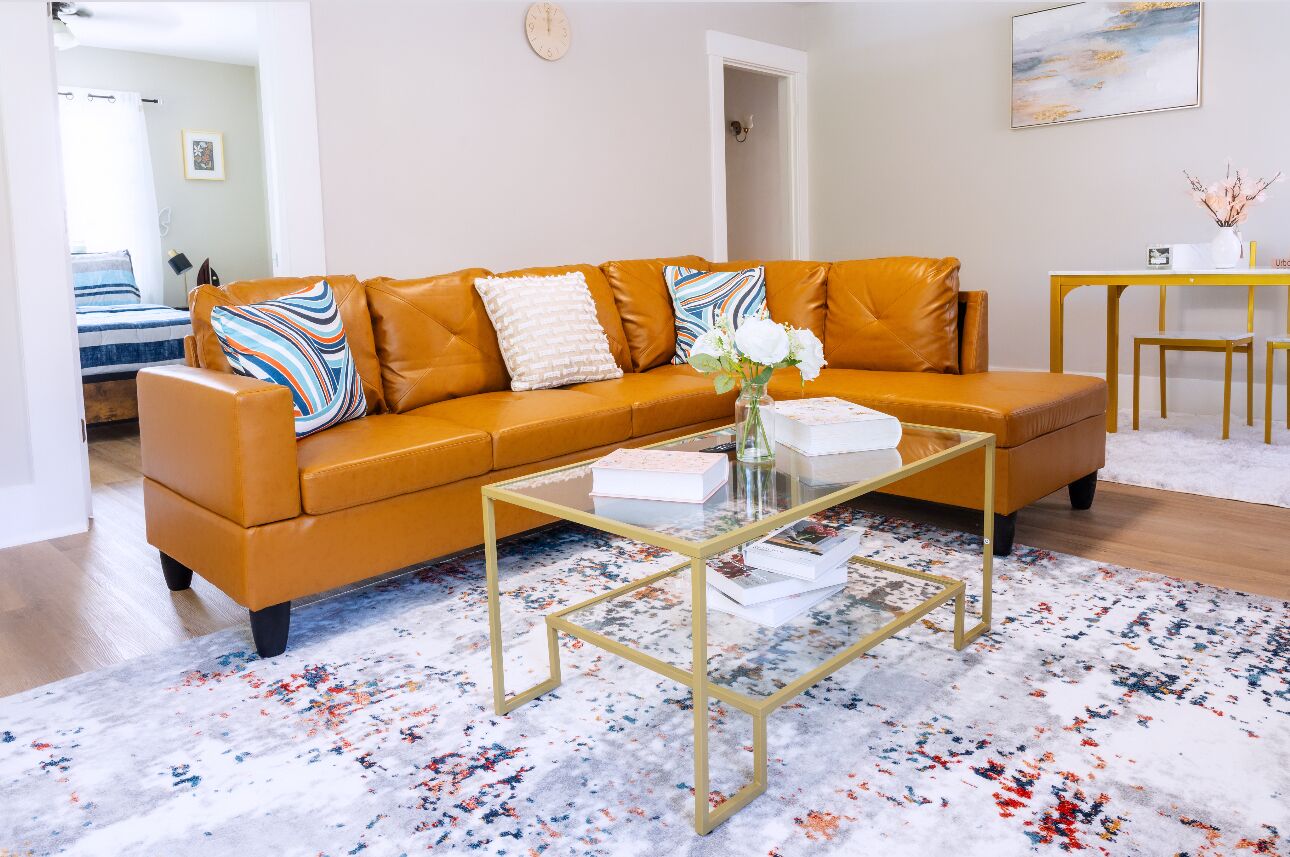 Luxury 3-bedroom house with WiFi, AC near Milinkin University